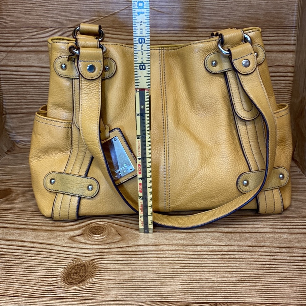 Tignanello carry all satchel in immaculate new condition canary yellow leather🔥 - Picture 12 of 14